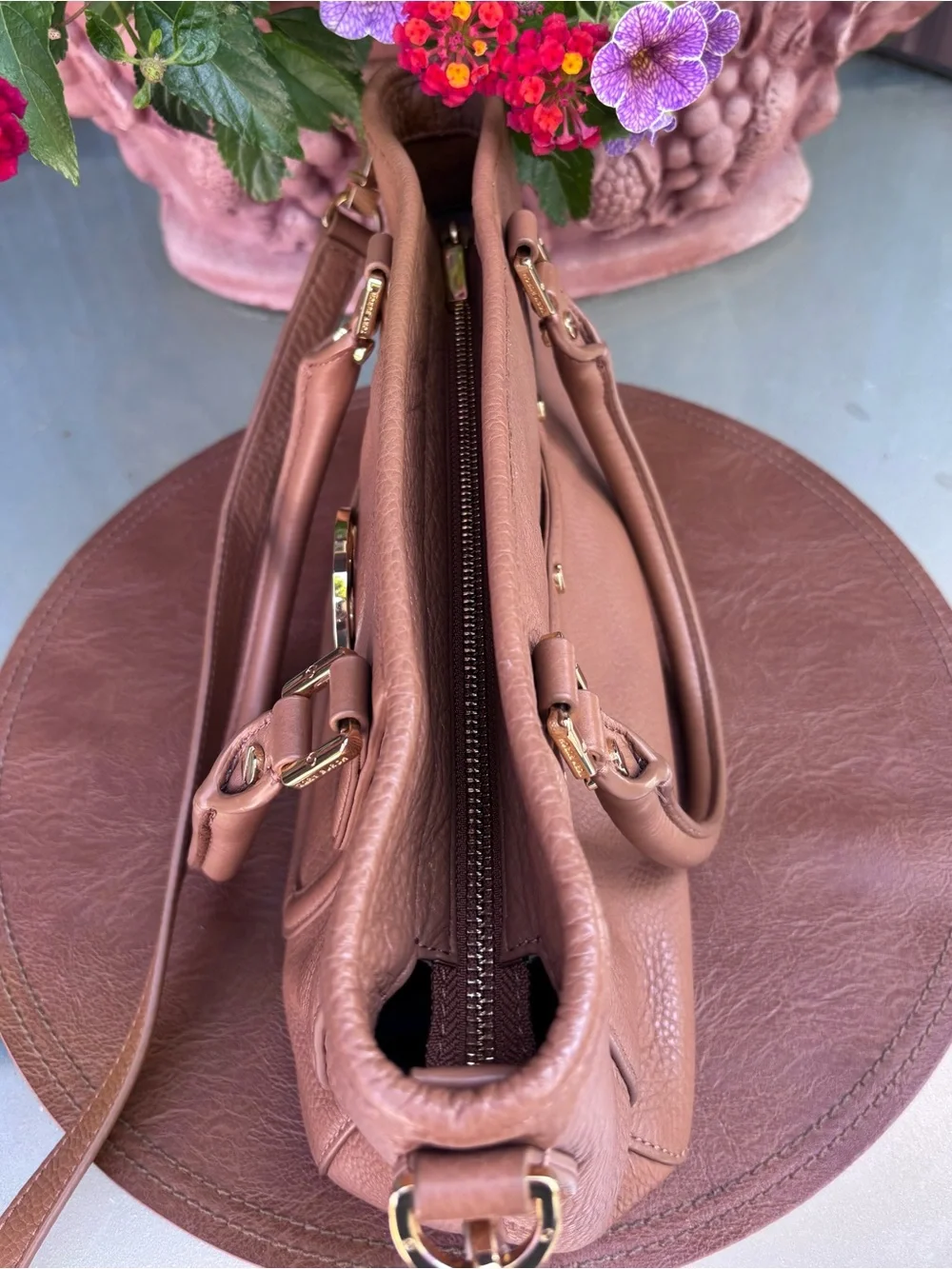 Tory Burch Amanda Classic Leather Bag